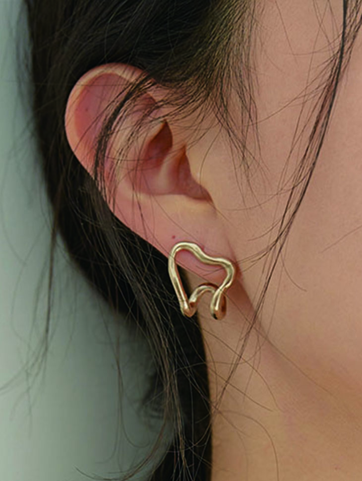 [モノNOR型ウェア] Connection Curve Earring（Silver、Gold）韓国