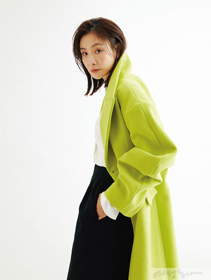 DINT CELEB<br><br> Magazine 'Women's Dong-A'<br> Park Hyo-joo<br><br> J9140韓国