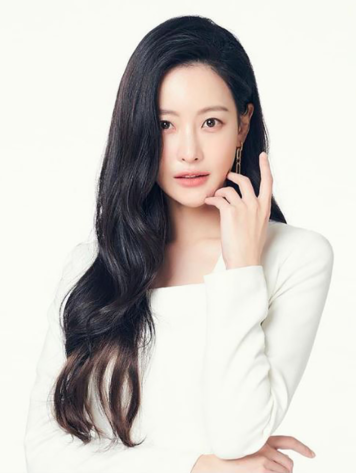 DINT CELEB<br><br> Oh Yeon-seo<br><br> D4373韓国